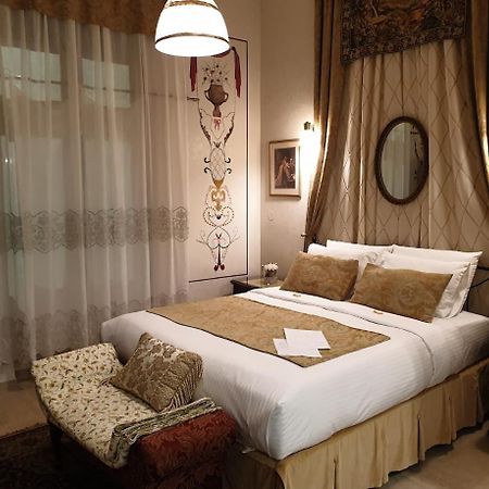 Vansvel Royal Boutique Apartment 2 Belgrado Esterno foto