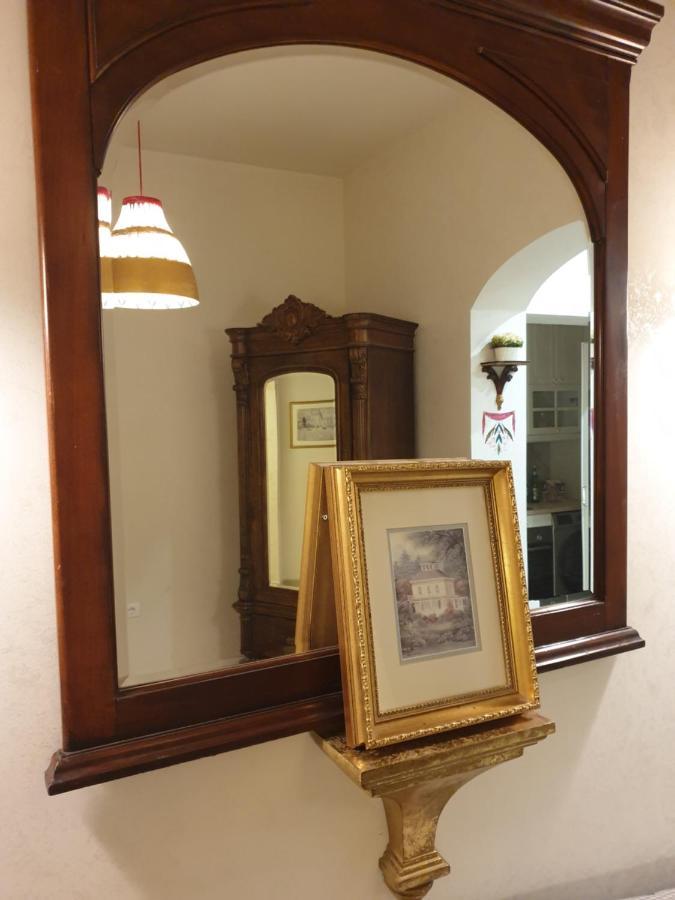 Vansvel Royal Boutique Apartment 2 Belgrado Esterno foto